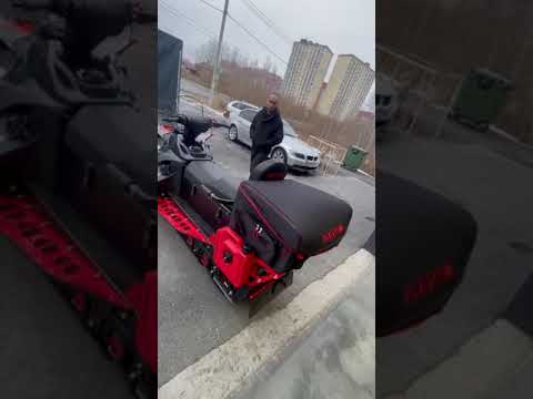 Выдача снегохода IKUDZO HUNTER 650LK 28 EXPERT V2 счастливому клиенту в мотоцентре X-MOTORS Тюмень!