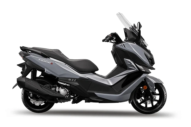 Максискутер SYM CRUiSYM a 300