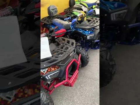 Шатер с огромным выбором техники от сети мотосалонов X-MOTORS в ТРЦ "Сити-Молл" г.Сургут. Ждём Вас!