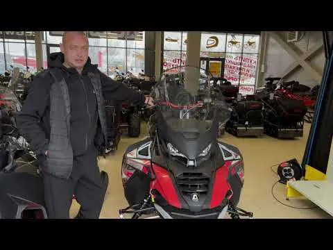 Мотосалон X-MOTORS г. Барнаул: выдача снегохода AODES SNOWCROSS 1000 WT