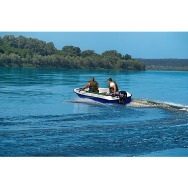 Стеклопластиковая лодка WYATBOAT Пингвин (тримаран)
