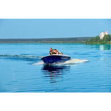 Стеклопластиковая лодка WYATBOAT Пингвин (тримаран)