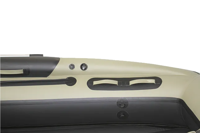 Лодка надувная REEF TRITON 400 S-Max с интегрированным фальшбортом