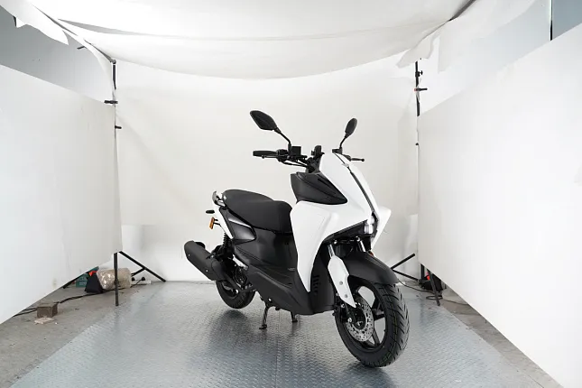 Скутер X-MOTORS CYCLONE PRO