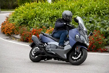 Максискутер SYM MAXSYM TL 500
