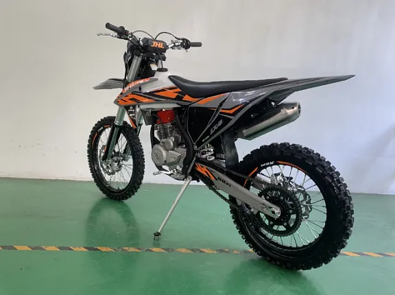 Мотоцикл JHL MOTO JHL LX4 CB300RL (175FMN)