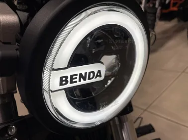 Мотоцикл Benda Rock 300