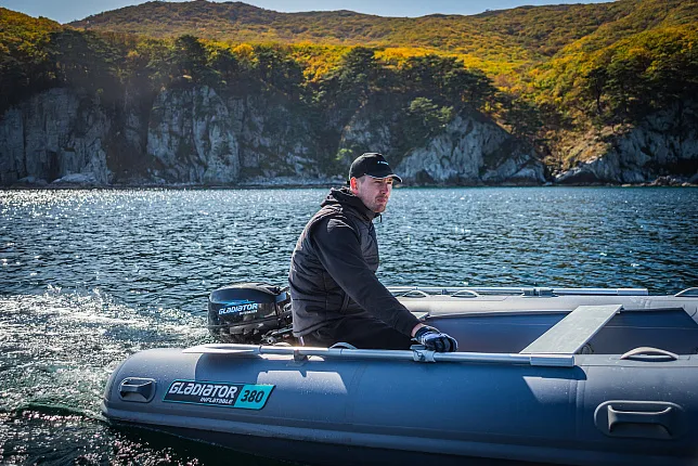 Лодка GLADIATOR RIB380AL